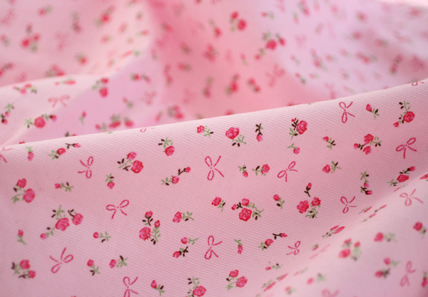 Weiches, blumiges, gestrecktes, aus Corduroy gefertigtes Gewebe für Kleinkinder 123456