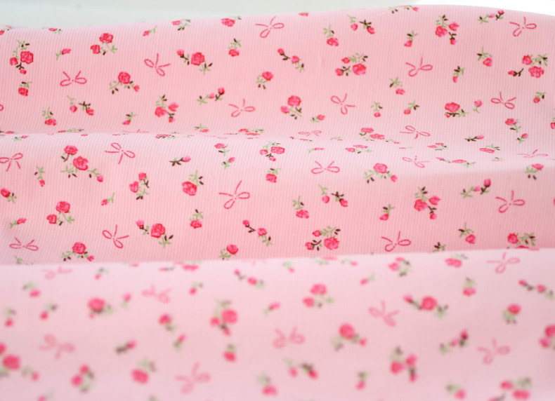 Weiches, blumiges, gestrecktes, aus Corduroy gefertigtes Gewebe für Kleinkinder 123456